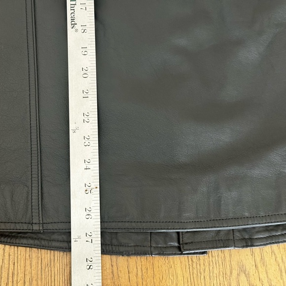 Harley-Davidson Black Leather Button Down Real Leather Embossed Tank M Grunge - Picture 8 of 9